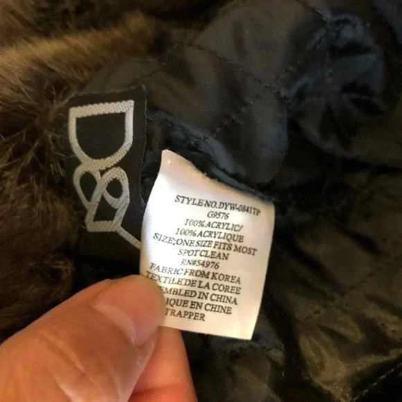 D&Y Cozy Faux Fur Unisex Adult Warm Cozy winter hat ears cover One size fit most - Picture 6 of 7